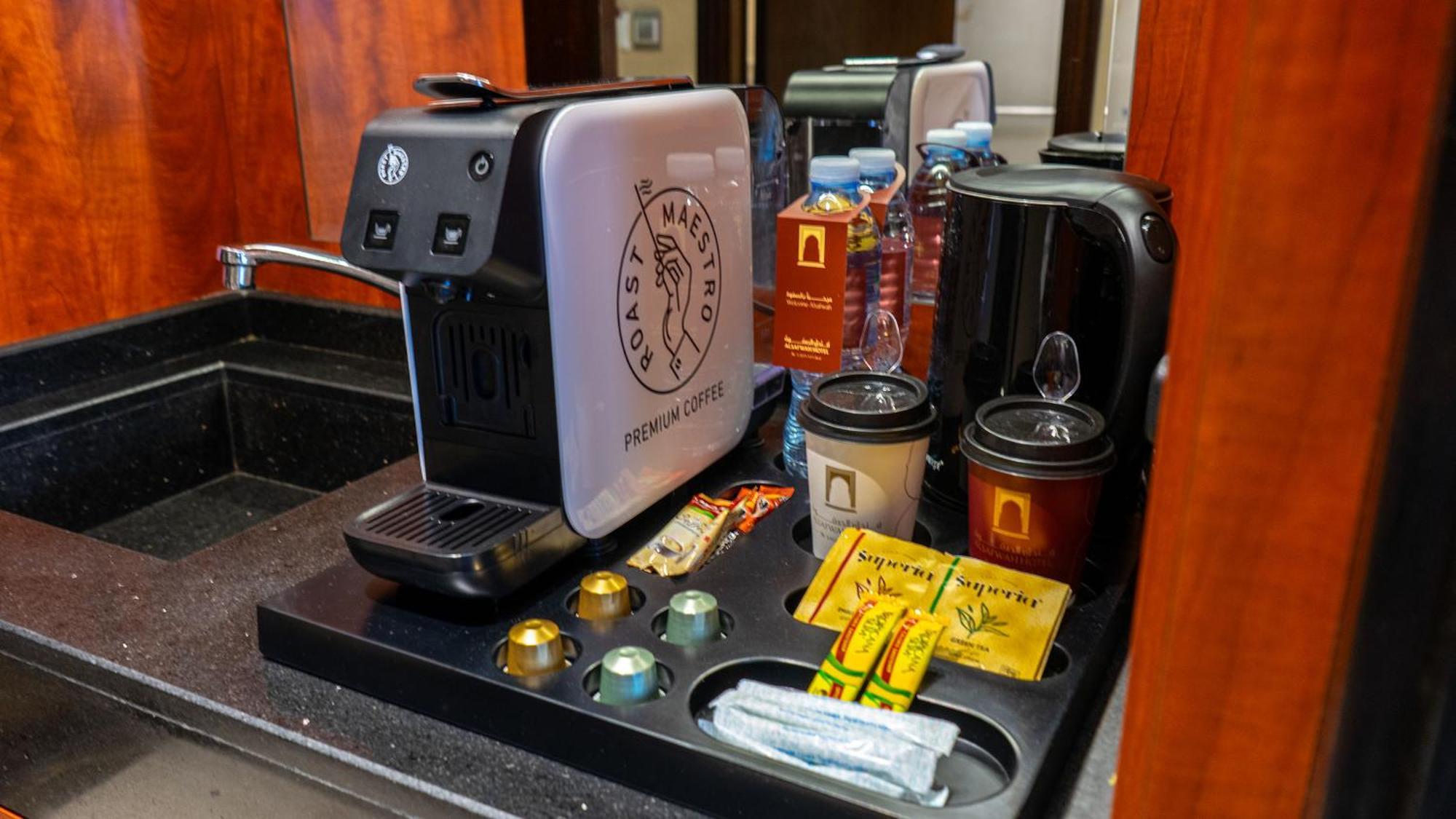Al Safwah Hotel First Tower 1 La Meca Exterior foto A coffee machine in a hotel