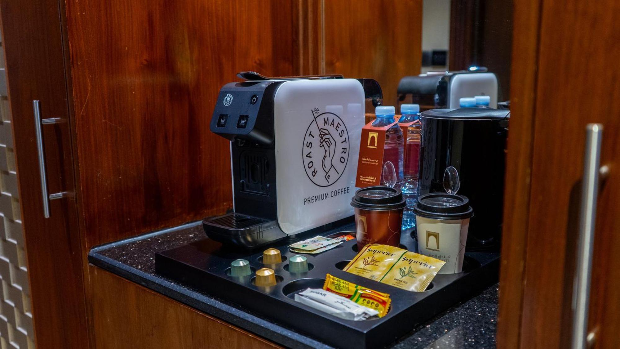 Al Safwah Hotel First Tower 1 La Meca Exterior foto A Nespresso coffee machine