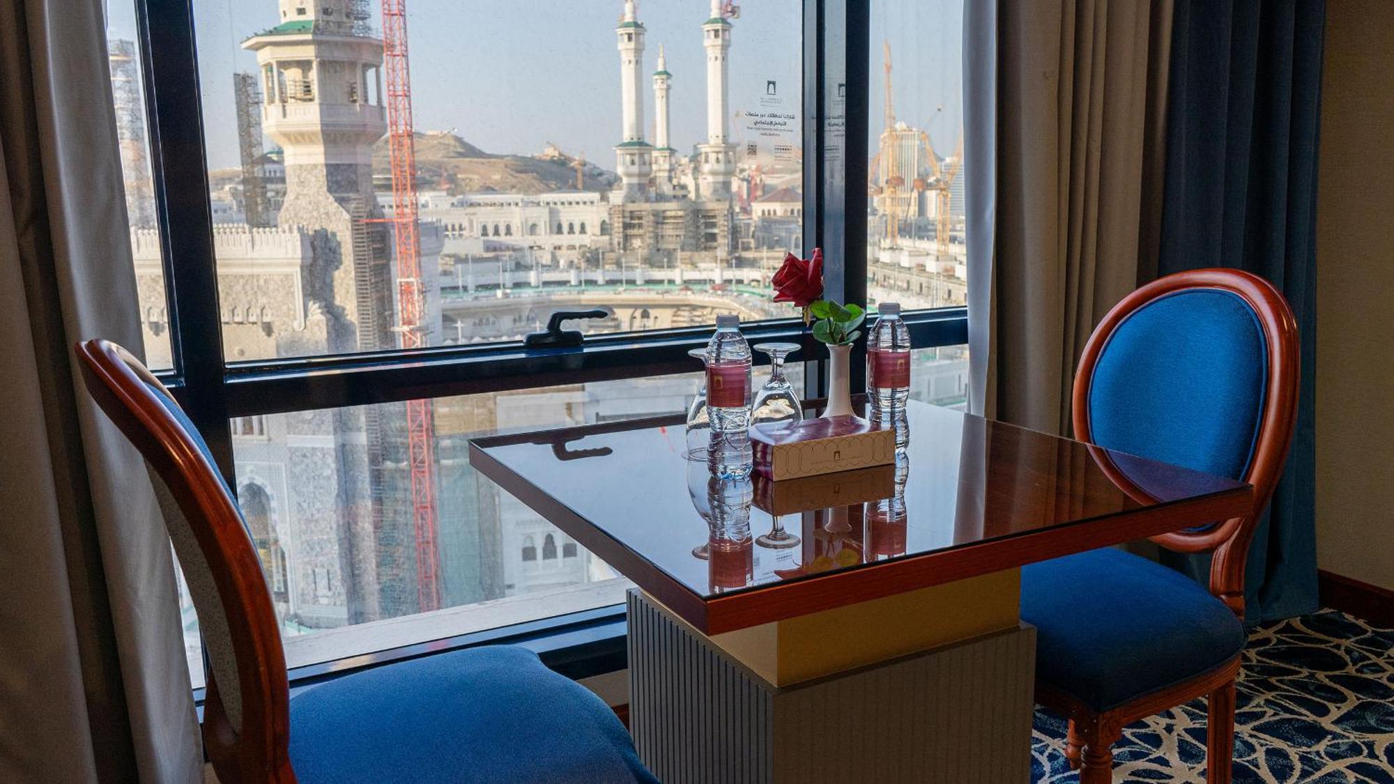 Al Safwah Hotel First Tower 1 La Meca Exterior foto View of the Grand Mosque from the hotel